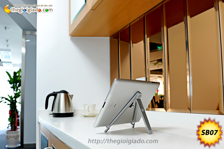 GI&Aacute; ĐỠ M&Aacute;Y T&Iacute;NH BẢNG TR&Ecirc;N B&Agrave;N - Model: SB07