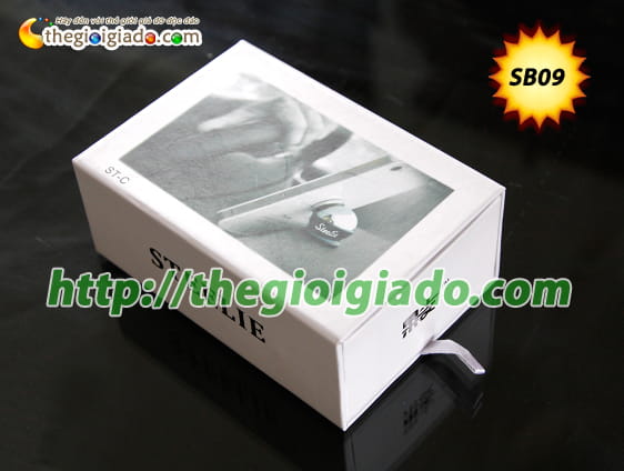 Gi&aacute; đỡ điện thoại tr&ecirc;n &ocirc;t&ocirc;,Gi&aacute; đỡ m&aacute;y t&iacute;nh bảng tr&ecirc;n oto Model SB09